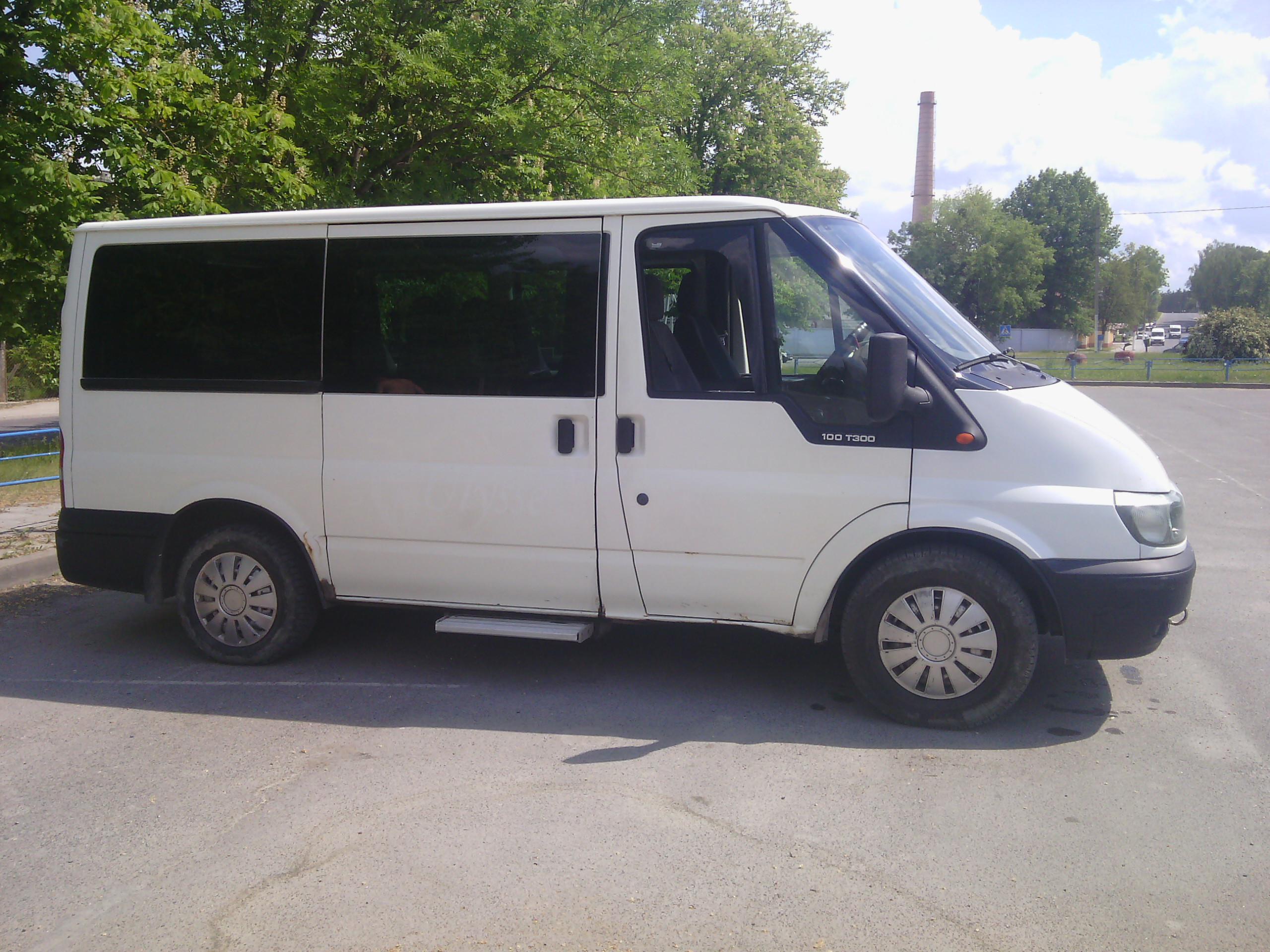 Купить форд бу беларусь. Ford Transit 2001. Ford Transit 2007. Форд Транзит 2001г дизель зелений. Ford Transit 2003.