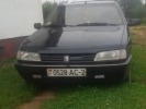 Peugeot 305
