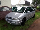 Peugeot 806