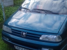 Peugeot 806