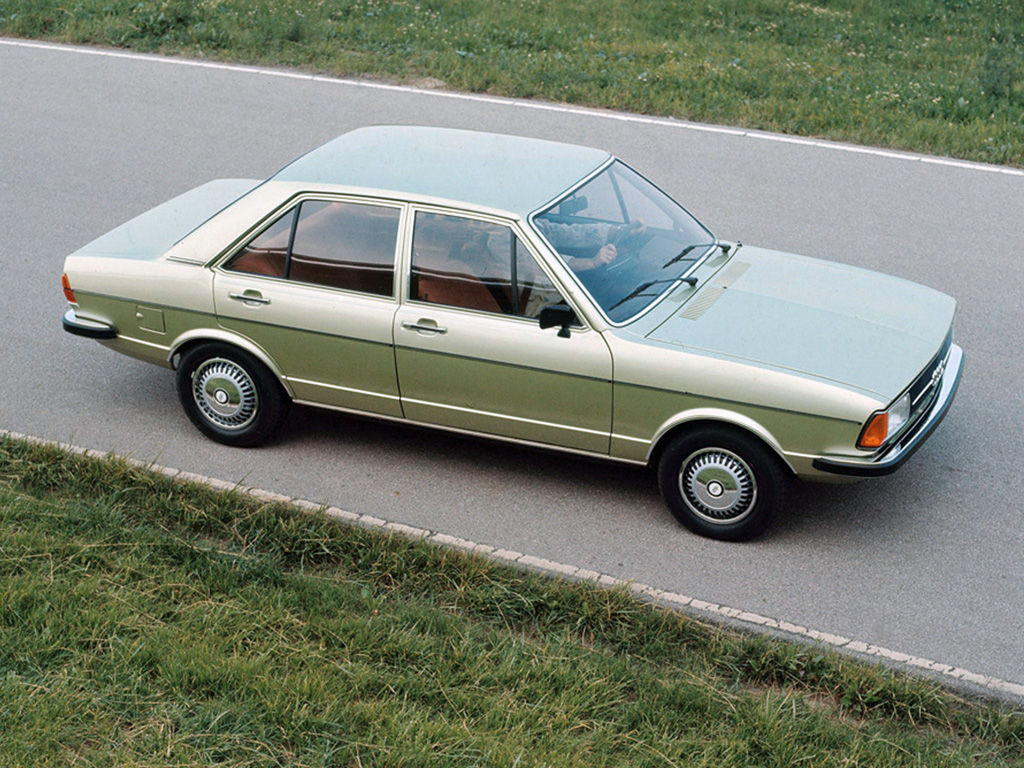 Каталог автомобилей Audi 80 80 II (B1) Седан, 1.5 MT (75 л.с.). Характеристики, 