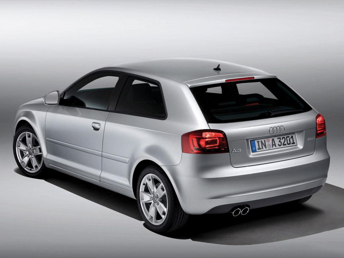 Каталог автомобилей Audi A3 A3 II (8P) Хэтчбек 3 дв., 1.6 AT (115 л.с.). Характе
