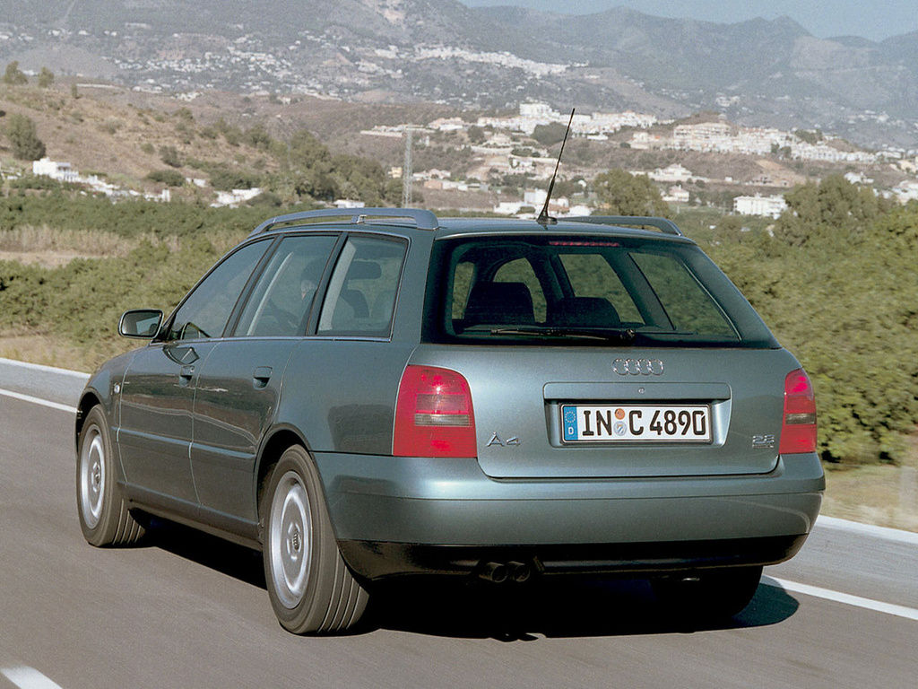Каталог автомобилей Audi A4 A4 I (B5) Универсал 5 дв., 1.8 AT (125 л.с.). Характ