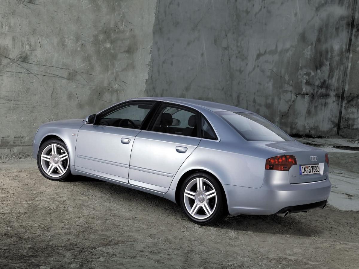 Каталог автомобилей Audi A4 A4 III (B7) Седан, 3.1 MT (255 л.с.) 4WD. Характерис
