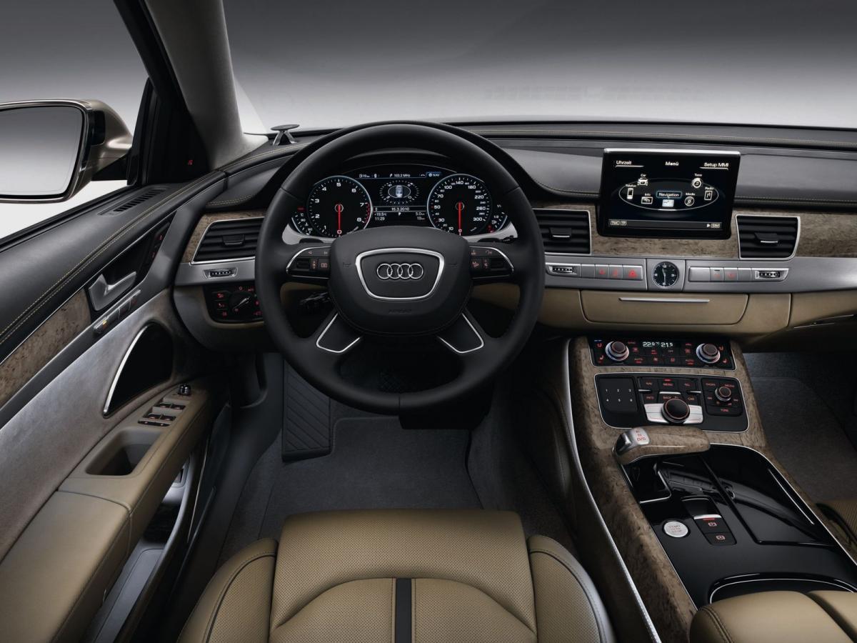 Каталог автомобилей Audi A8 A8 III (D4) Седан, Long 3.0d AT (250 л.с.) 4WD. Хара