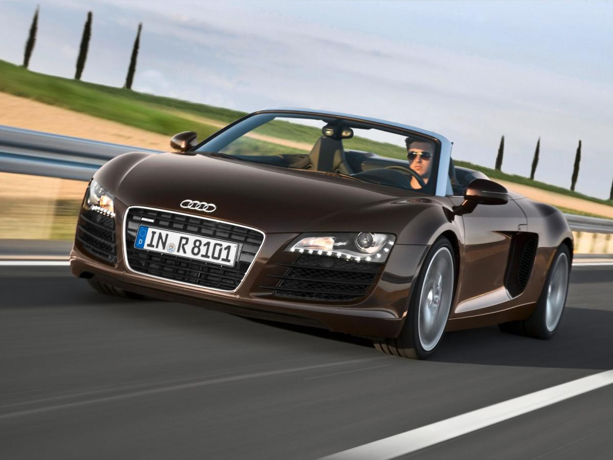Каталог автомобилей Audi R8 R8 I Кабриолет, GT 5.2 AT (560 л.с.) 4WD. Характерис