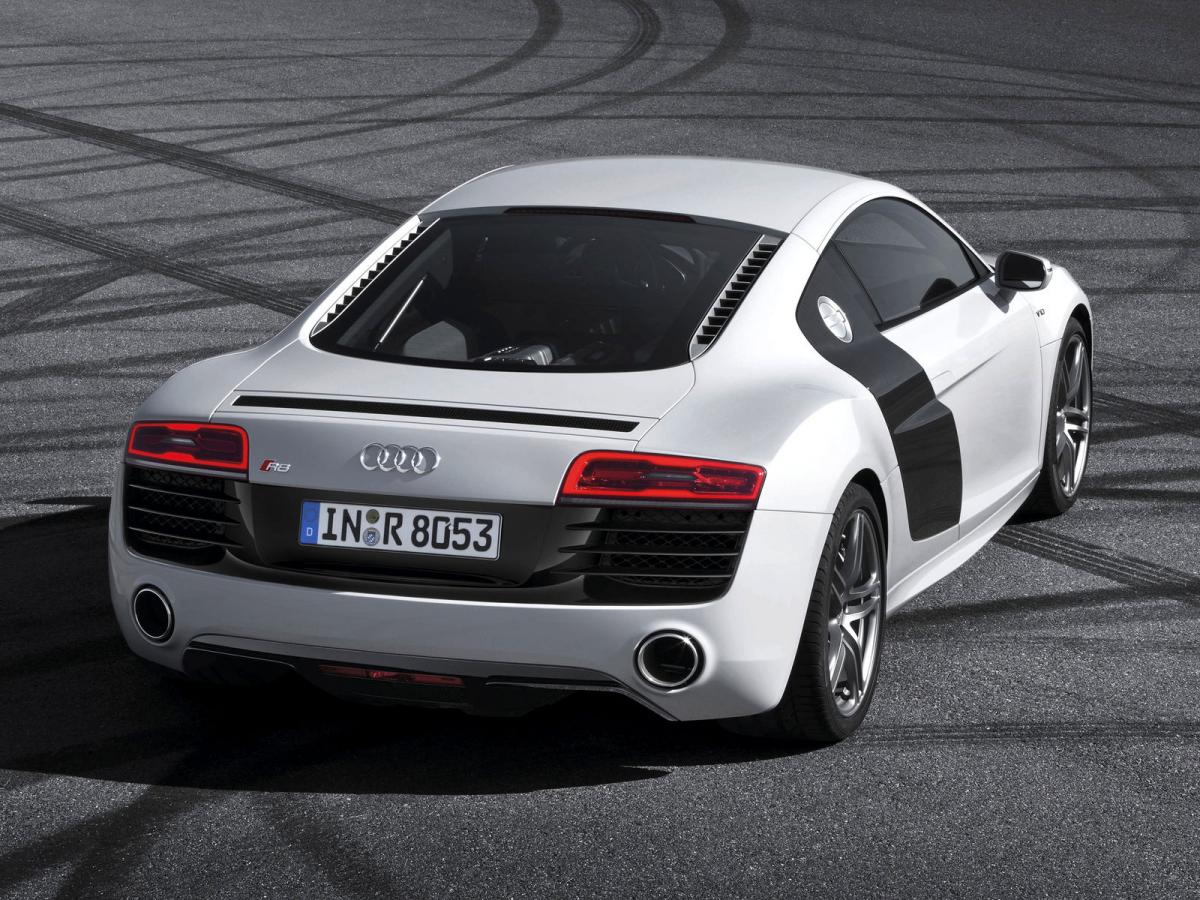 Каталог автомобилей Audi R8 R8 I Рестайлинг Купе, 4.2 MT (430 л.с.) 4WD. Характе