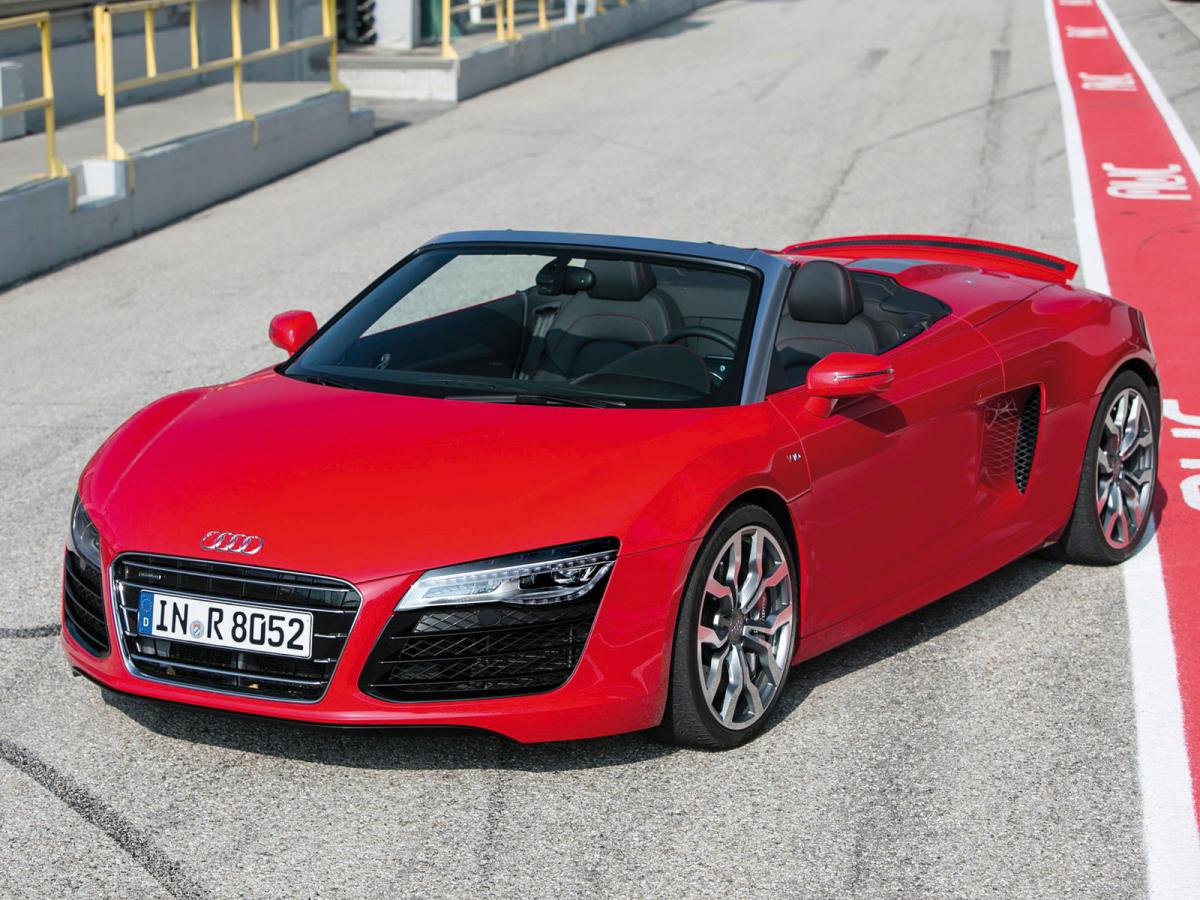 Каталог автомобилей Audi R8 R8 I Рестайлинг Родстер, 5.2 MT (525 л.с.) 4WD. Хара