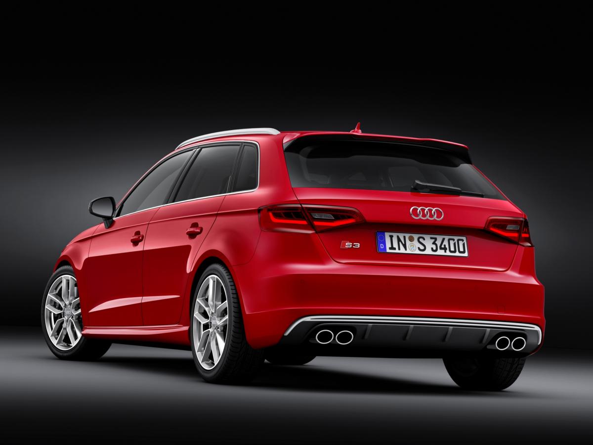 Каталог автомобилей Audi S3 S3 III (8V) Хэтчбек 5 дв., 2.0 AT (300 л.с.) 4WD. Ха