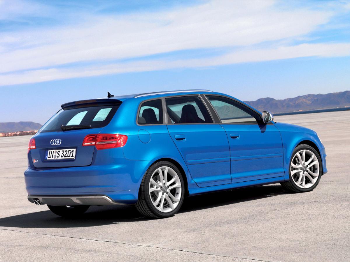 Каталог автомобилей Audi S3 S3 II (8P) Хэтчбек 5 дв., 2.0 MT (265 л.с.) 4WD. Хар