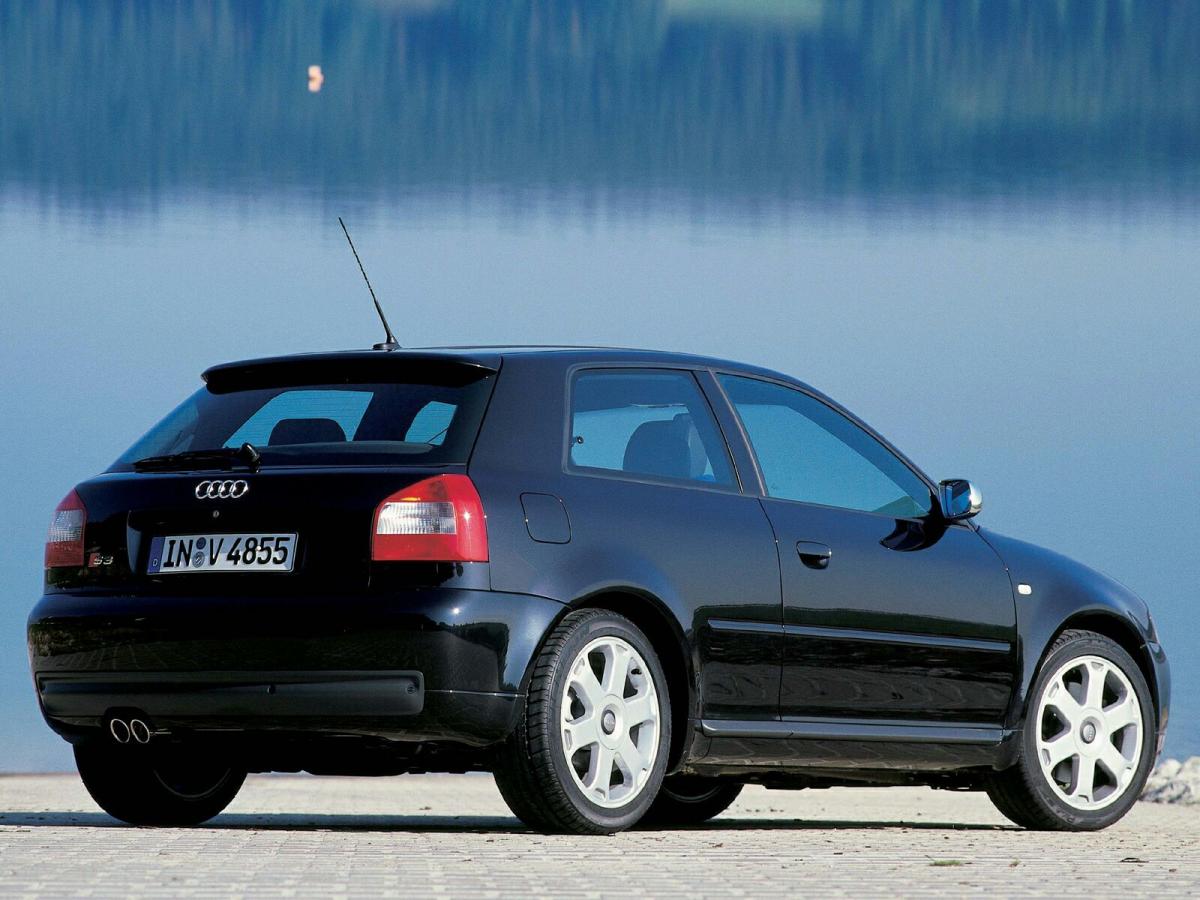 Каталог автомобилей Audi S3 S3 I (8L) Хэтчбек 3 дв., 1.8 MT (210 л.с.) 4WD. Хара