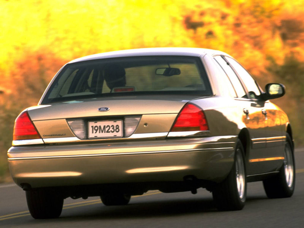 Ford Crown Victoria 2011