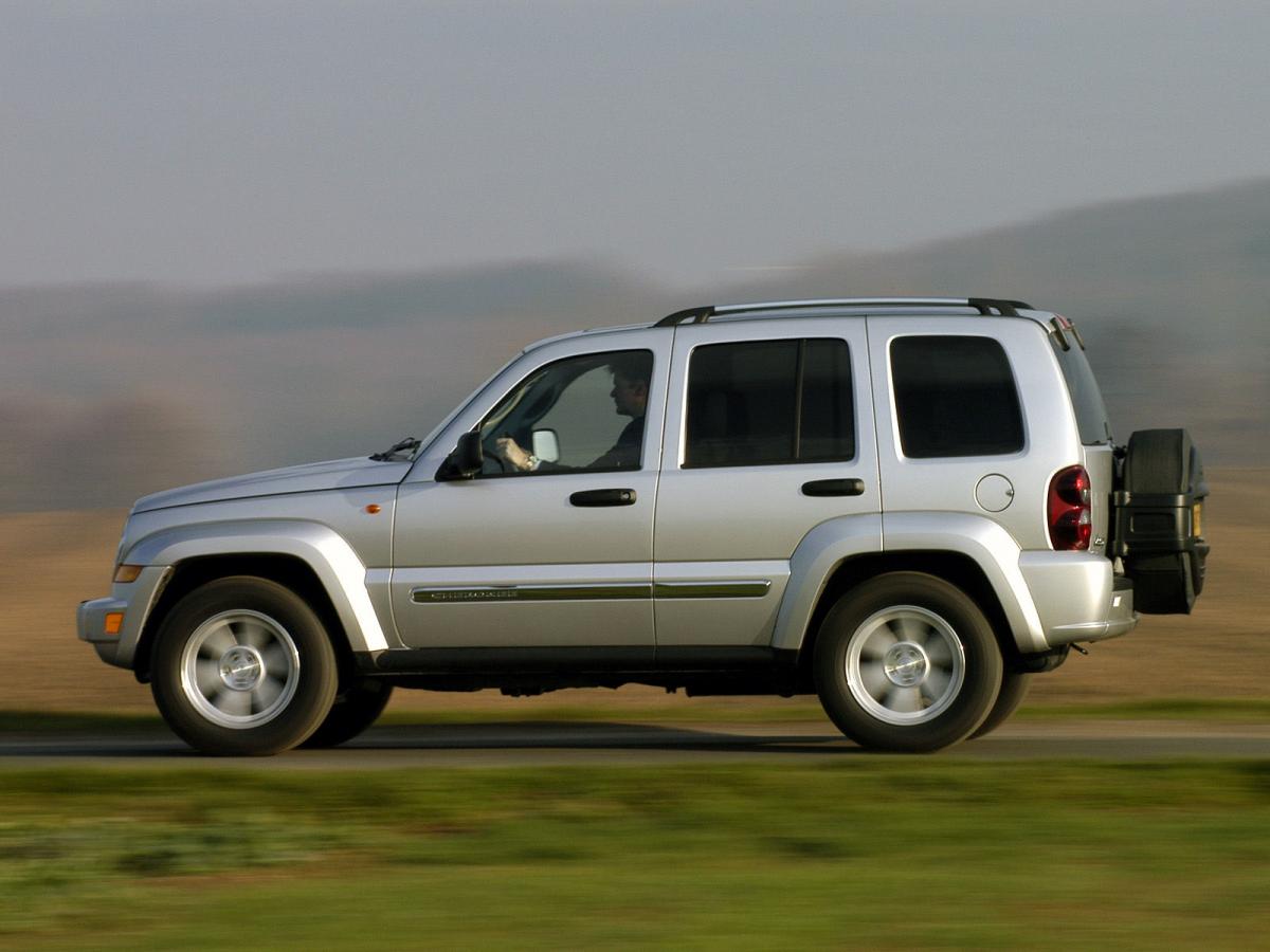Jeep Cherokee 2007 3 7