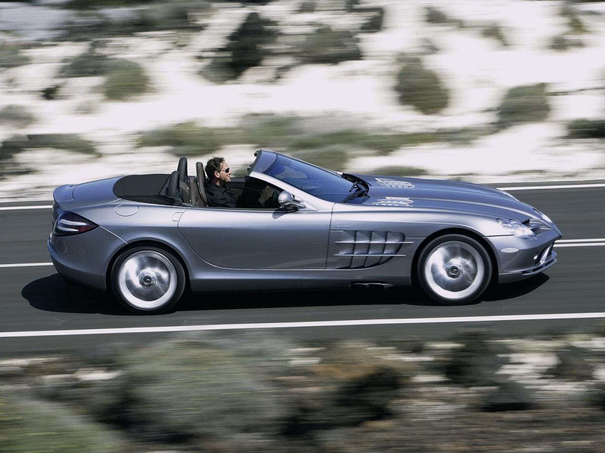 Mercedes' SLS AMG to receive smaller brother soon - AUTOMOTORBLOG