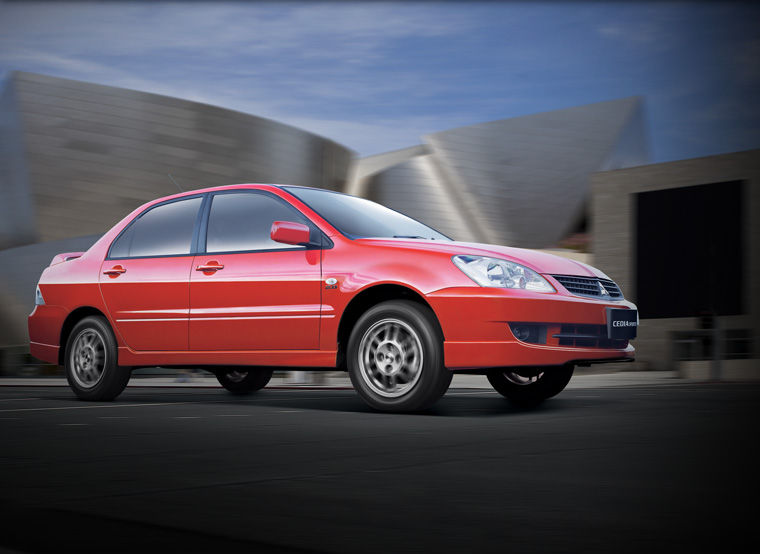 Mitsubishi Lancer Cedia 2000