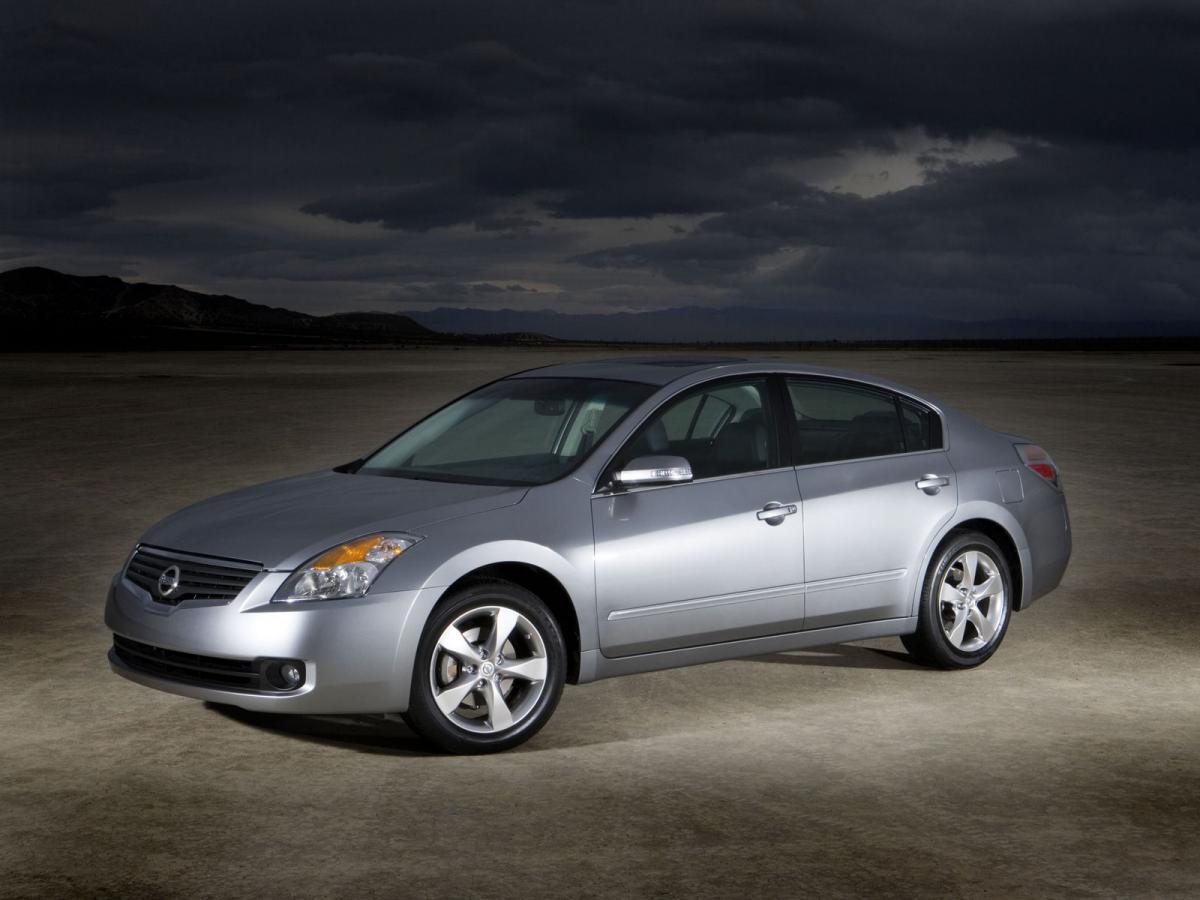 Nissan Altima Coupe 2007