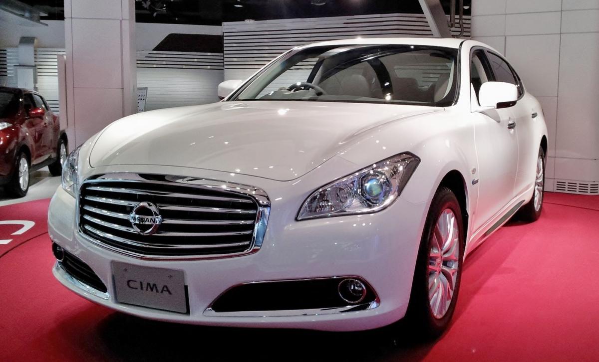 Nissan cima 2022