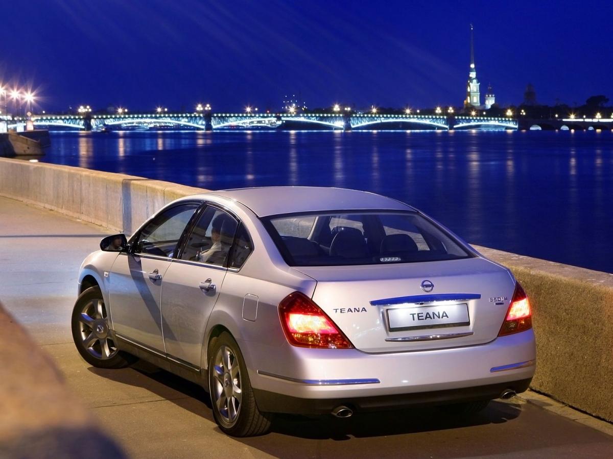 nissan teana i 2.4 at (173 л.с.)