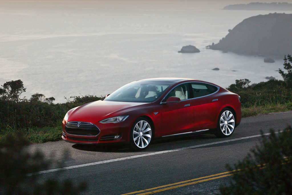 tesla model s p85 electro at