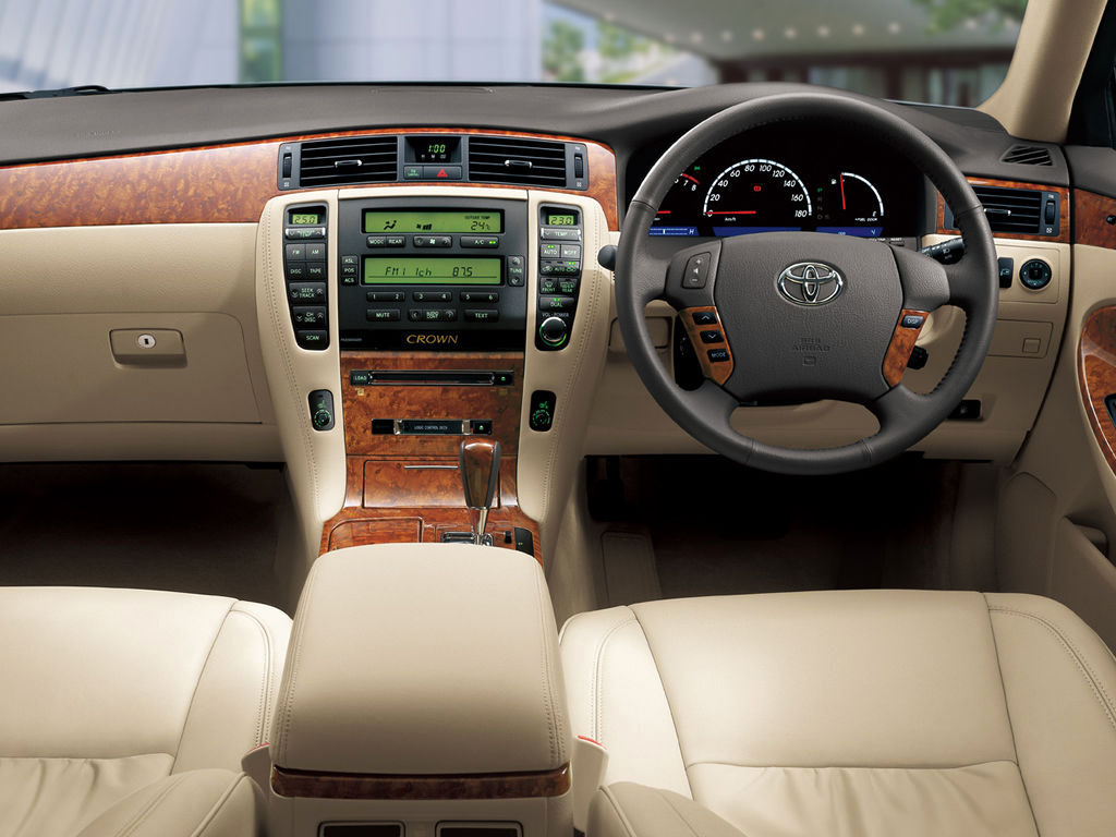 Toyota Crown Majesta 3d model