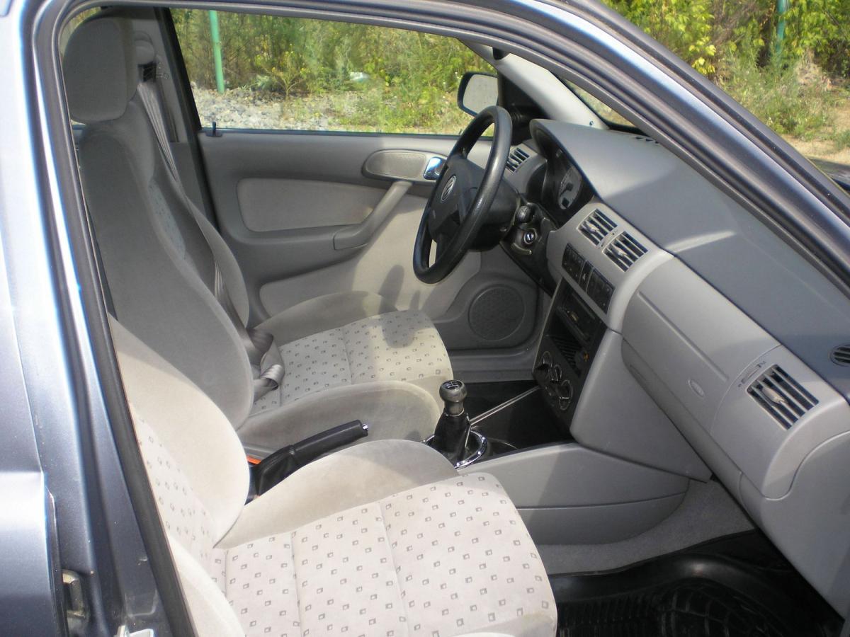 VW Pointer 1 8 2005