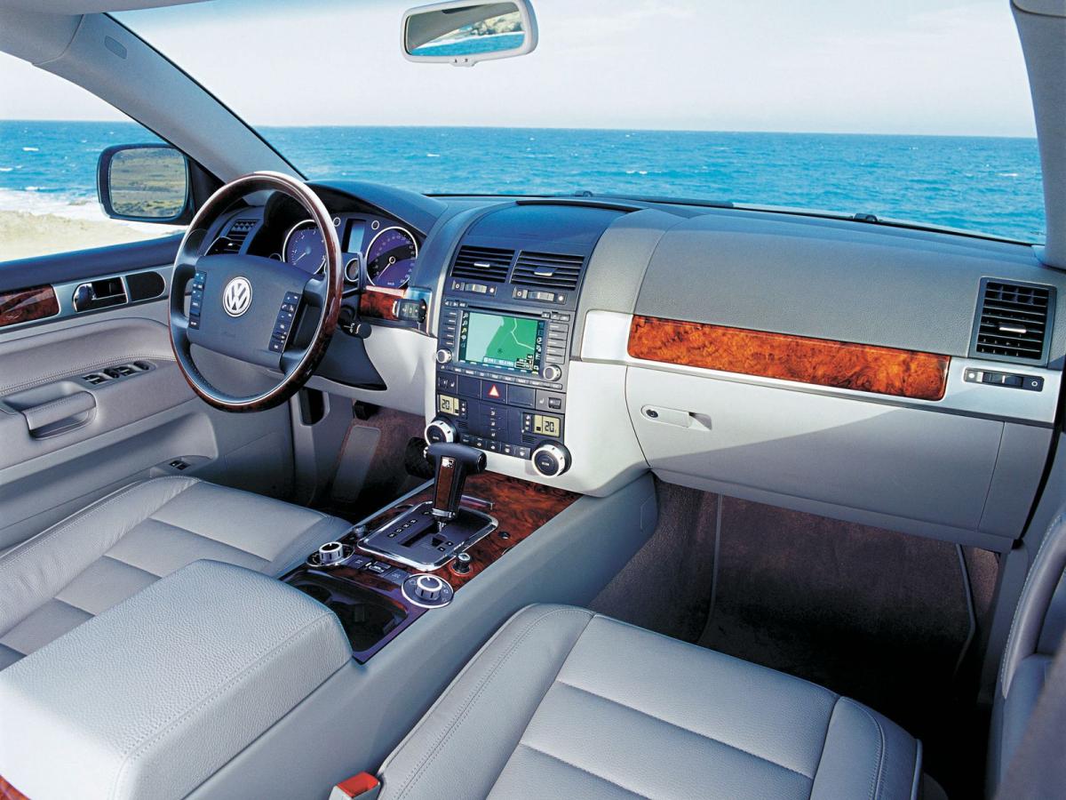 Volkswagen Touareg 2008 Interior