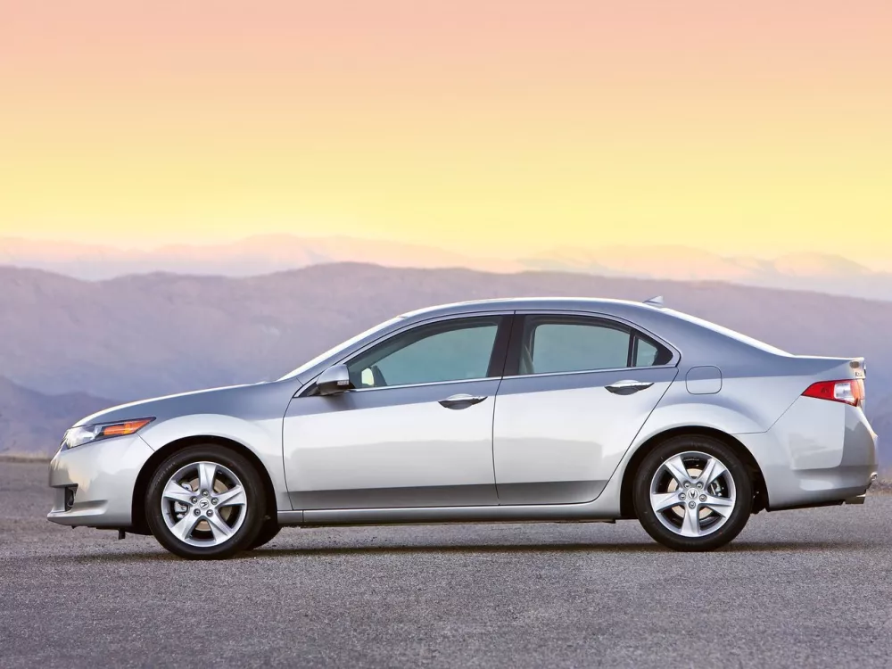 Автомобиль Acura TSX II Седан