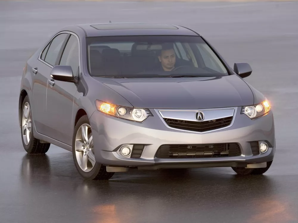 Автомобиль Acura TSX II Седан