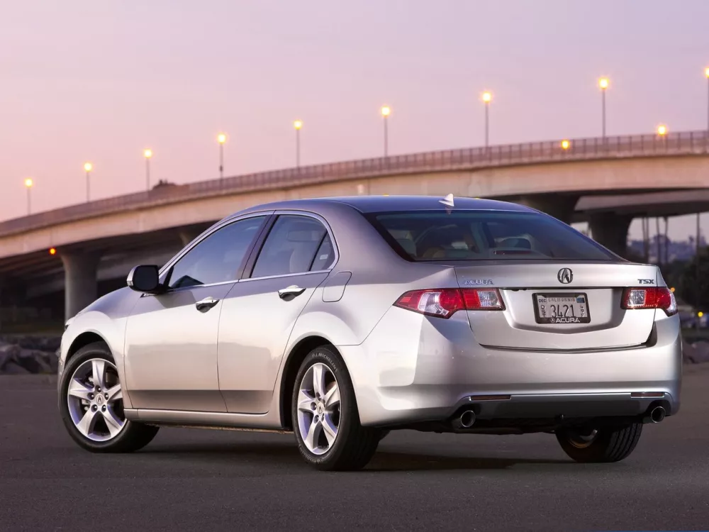 Автомобиль Acura TSX II Седан