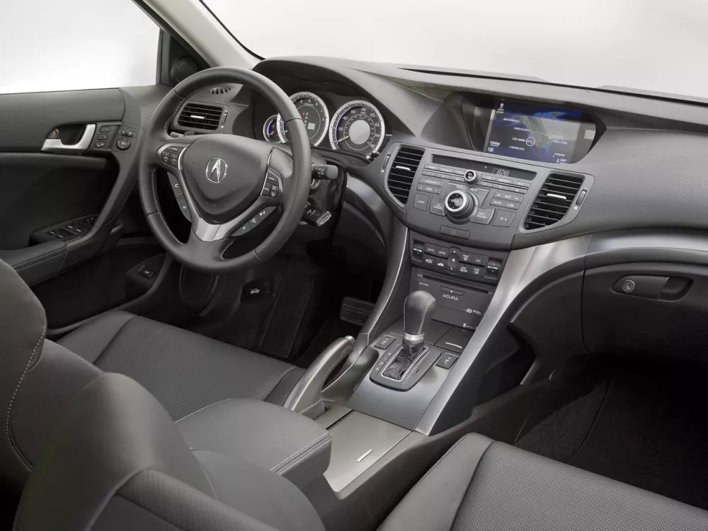 Автомобиль Acura TSX II Седан