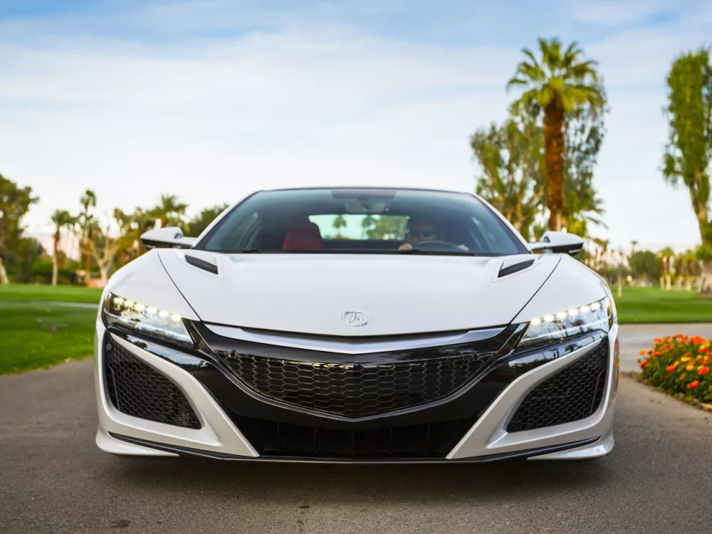 Автомобиль Acura NSX II Купе