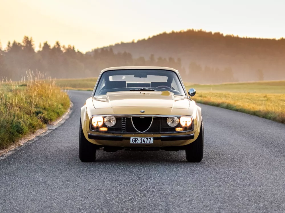 Автомобиль Alfa Romeo 105/115 Купе Junior Z
