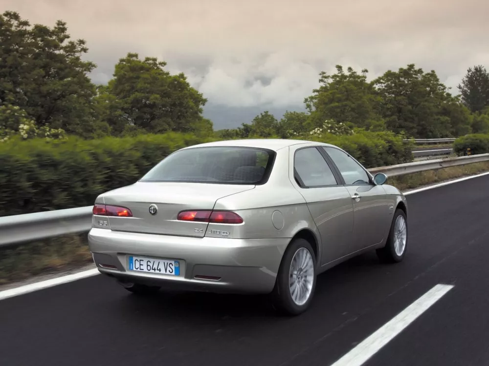 Автомобиль Alfa Romeo 156 I Рестайлинг 2 Седан