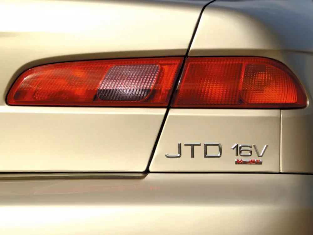 Автомобиль Alfa Romeo 156 I Рестайлинг 2 Седан