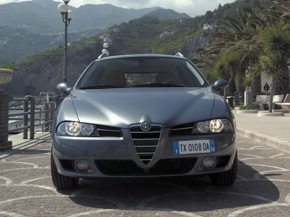 Автомобиль Alfa Romeo 156 I Рестайлинг 2 Универсал (5 дверей)