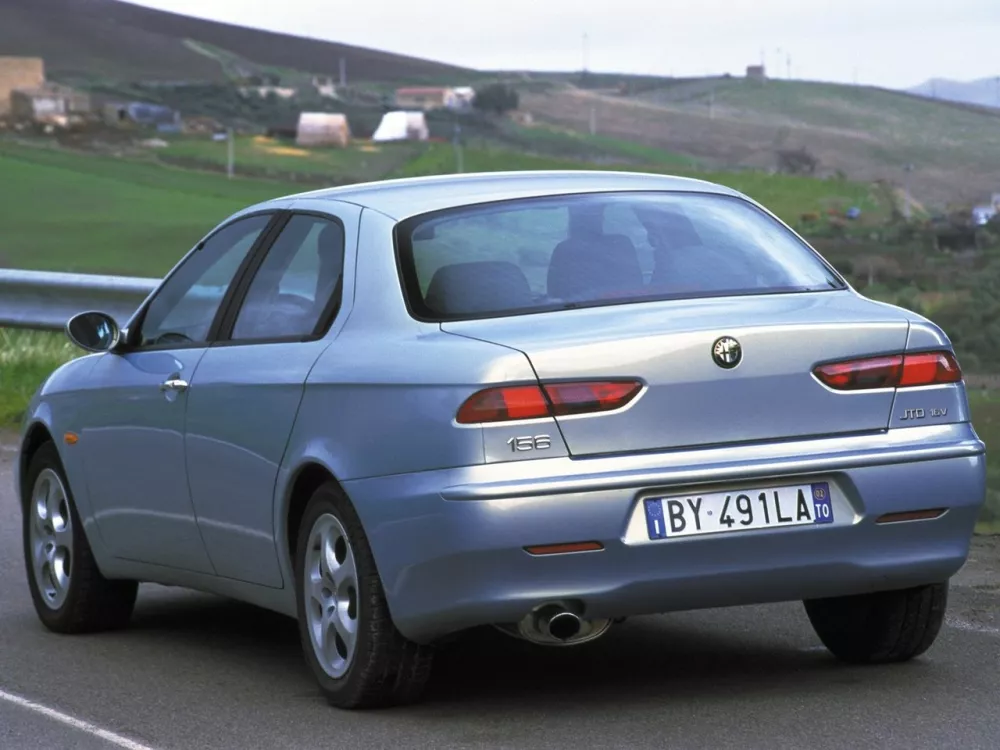Автомобиль Alfa Romeo 156 I Рестайлинг 1 Седан