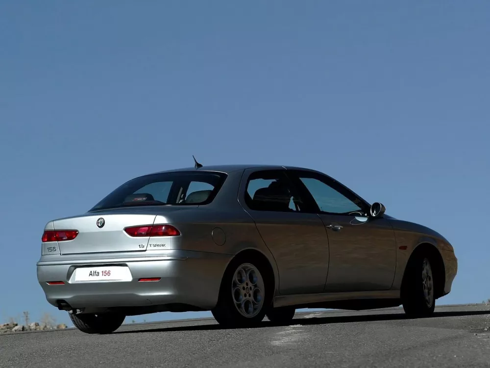Автомобиль Alfa Romeo 156 I Рестайлинг 1 Седан