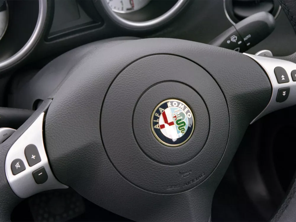 Автомобиль Alfa Romeo 156 I Рестайлинг 1 Седан