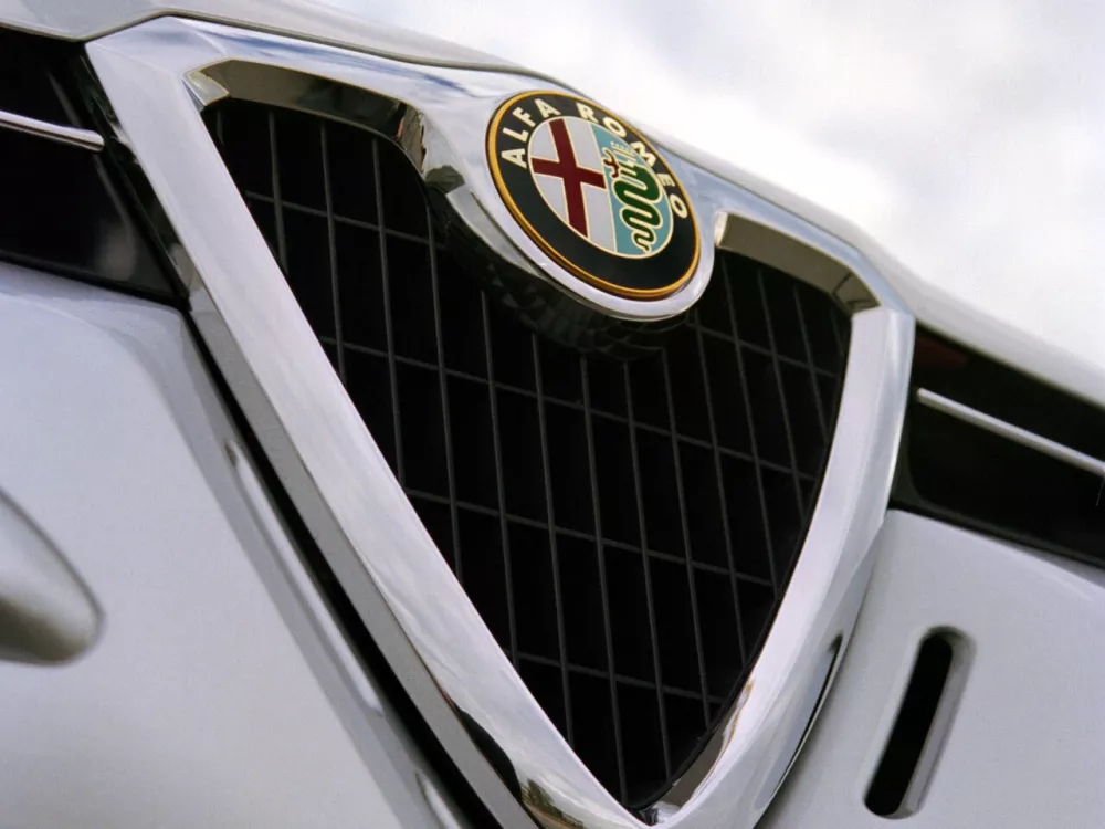 Автомобиль Alfa Romeo 156 I Рестайлинг 1 Седан