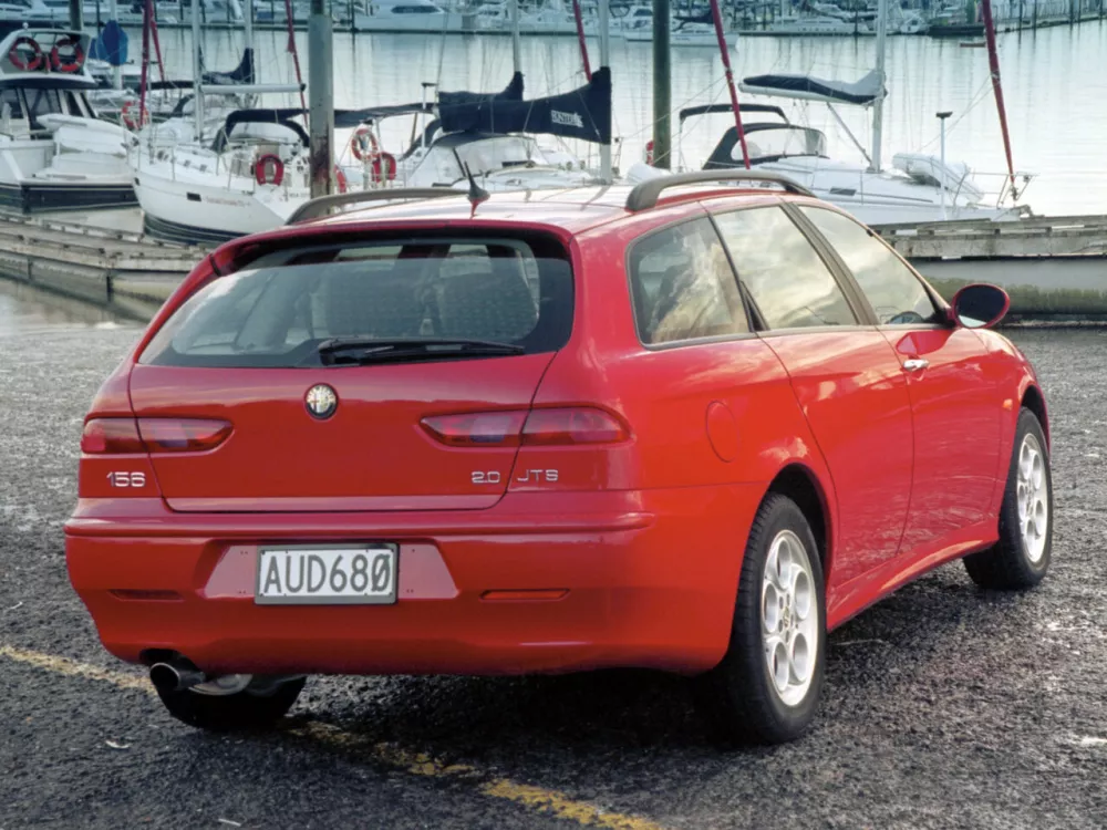Автомобиль Alfa Romeo 156 I Рестайлинг 1 Универсал (5 дверей)