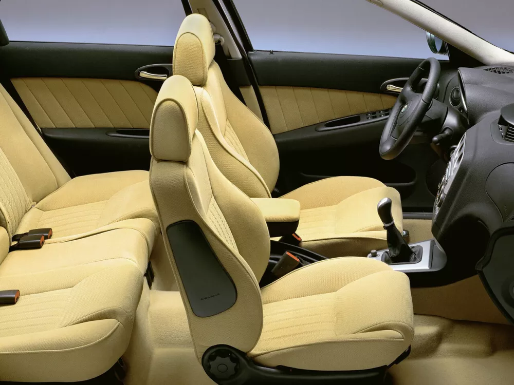 Автомобиль Alfa Romeo 156 I Рестайлинг 1 Универсал (5 дверей)