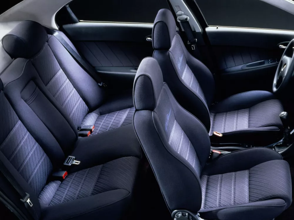 Автомобиль Alfa Romeo 156 I Седан