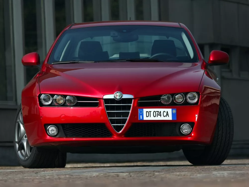 Автомобиль Alfa Romeo 159 Седан