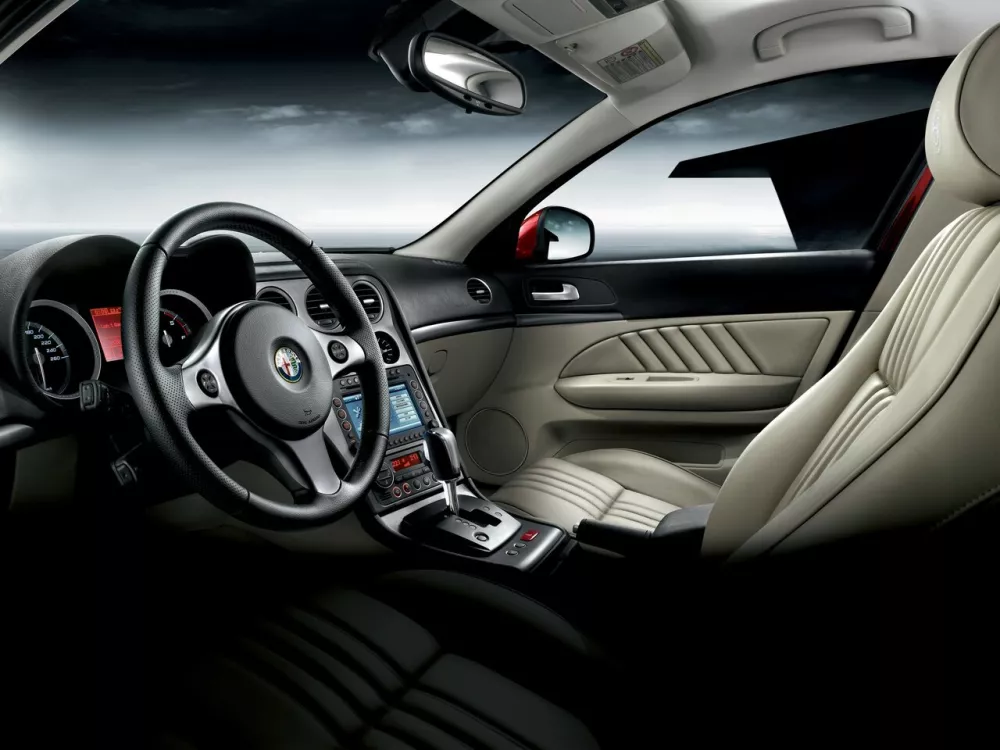 Автомобиль Alfa Romeo 159 Седан