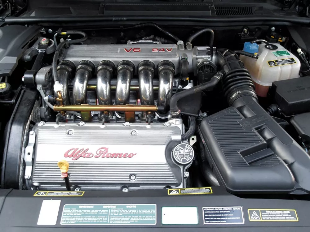 Автомобиль Alfa Romeo 166 I Рестайлинг Седан