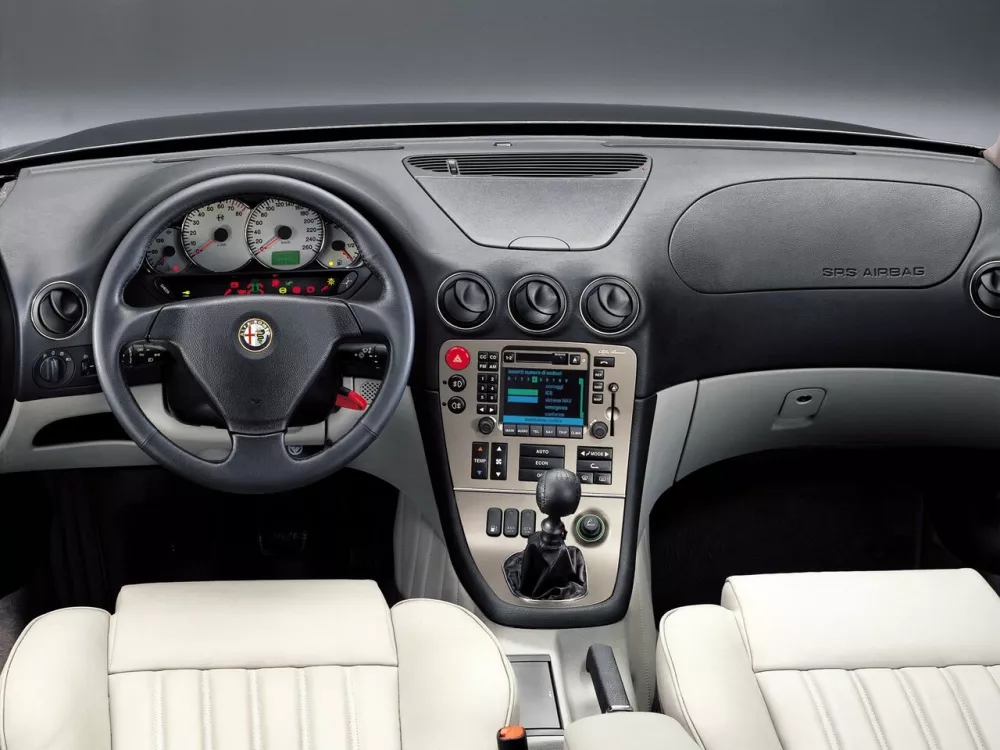 Автомобиль Alfa Romeo 166 I Седан