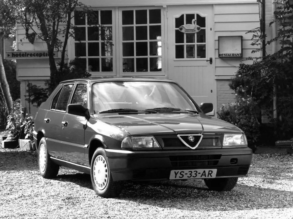 Автомобиль Alfa Romeo 33 II Хэтчбек (5 дверей)