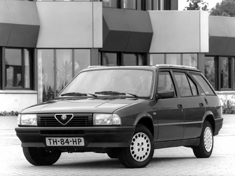 Автомобиль Alfa Romeo 33 I Рестайлинг Универсал (5 дверей)