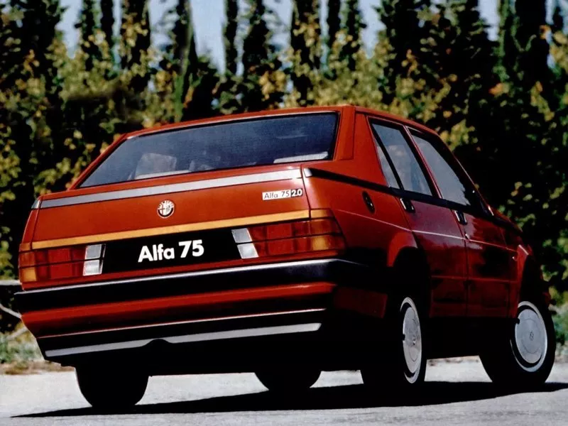 Автомобиль Alfa Romeo 75 I Седан
