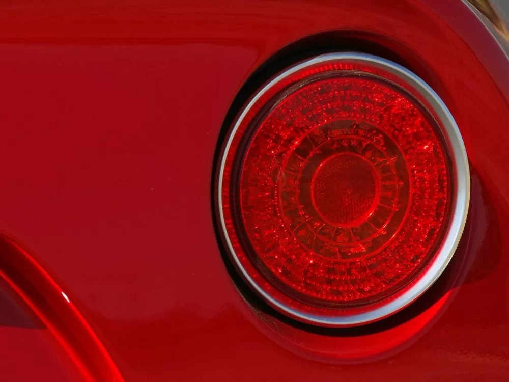 Автомобиль Alfa Romeo 8C Competizione Купе